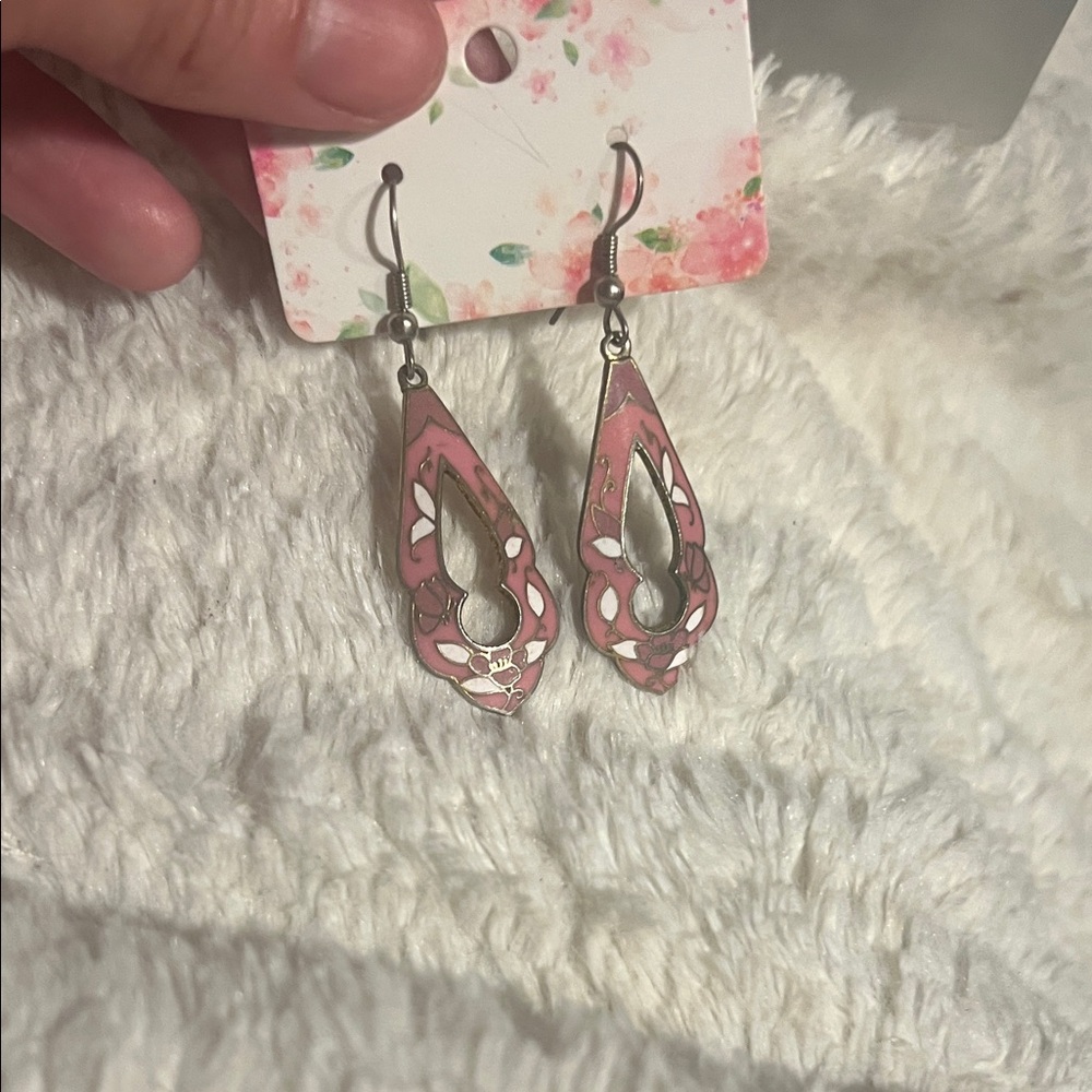 Elegant Pink Teardrop Earrings